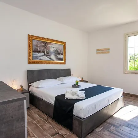 Terre Di Gallura Bed & Breakfast