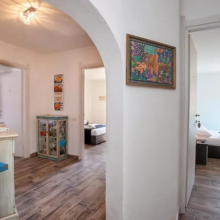Bed & Breakfast Terre Di Gallura 3*